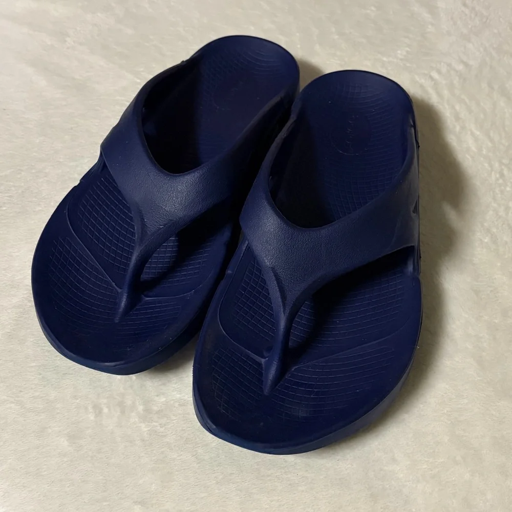 Oofos Unisex‎ Navy Flip Flops Shoes Sz M12 -W14